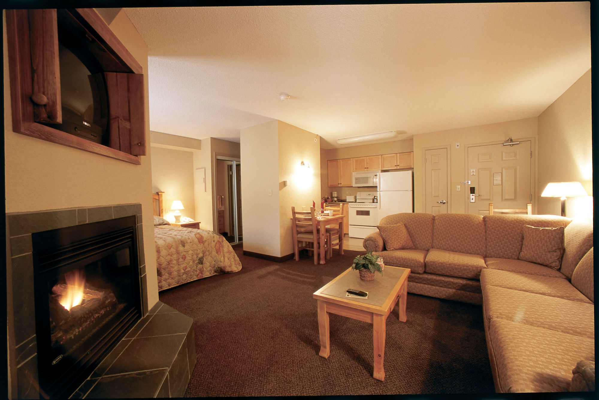 Trickle Creek Lodge Kimberley Exterior photo