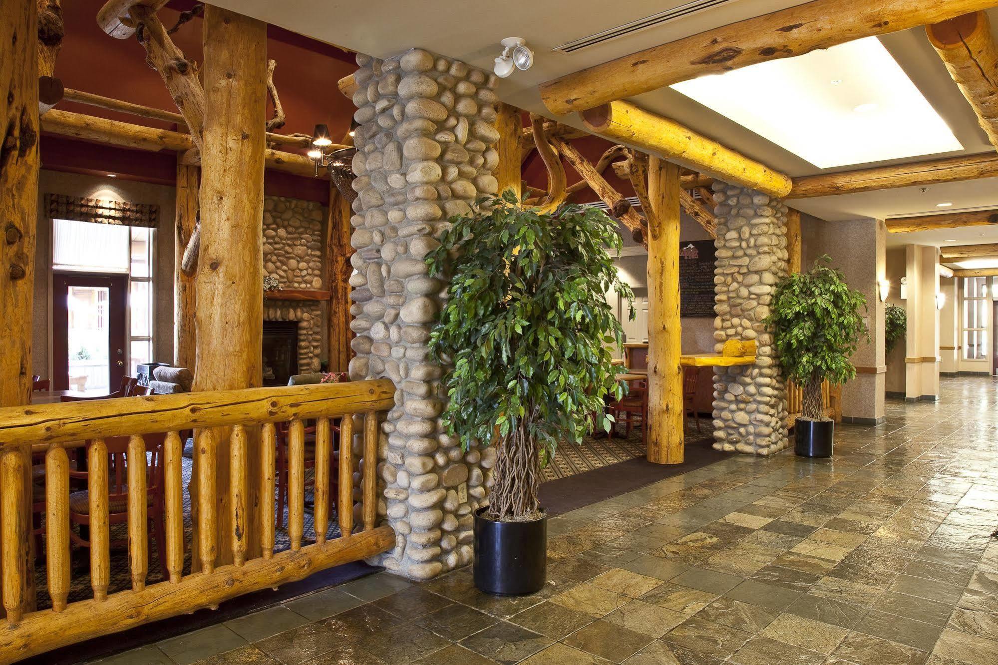 Trickle Creek Lodge Kimberley Exterior photo